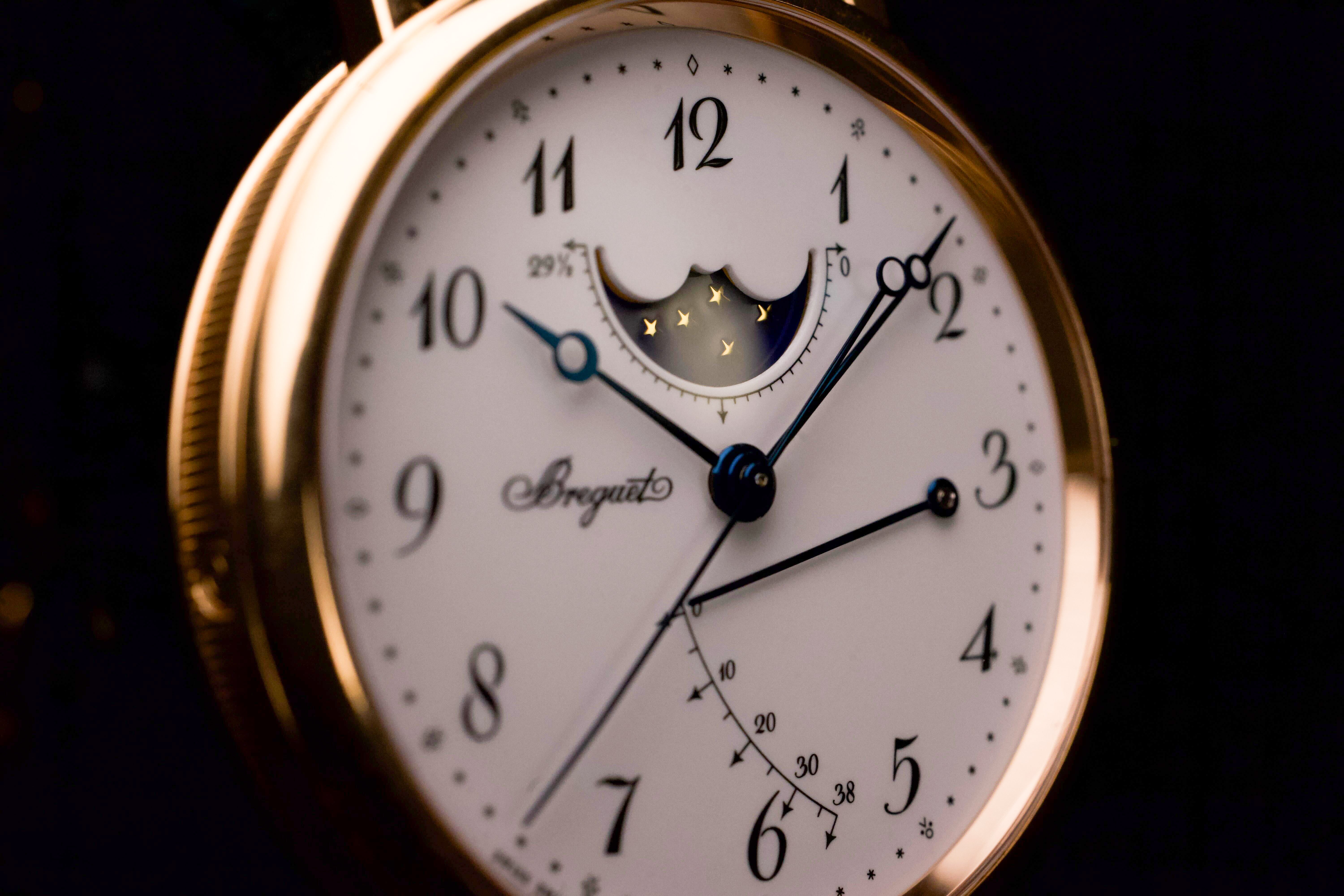 2010s Breguet, Classique Phase de Lune 7787
