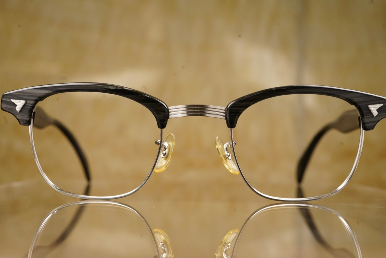 1950s American Optical " SIRMONT "