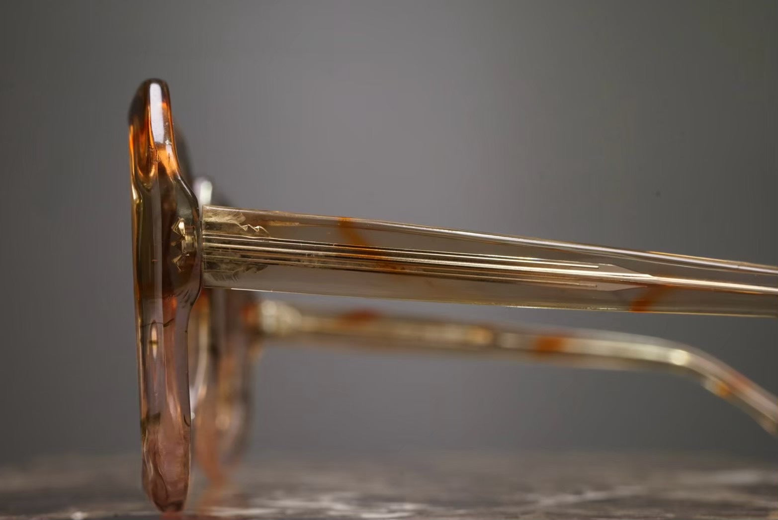 1970s OLIVER GOLDSMITH “SATADAY”