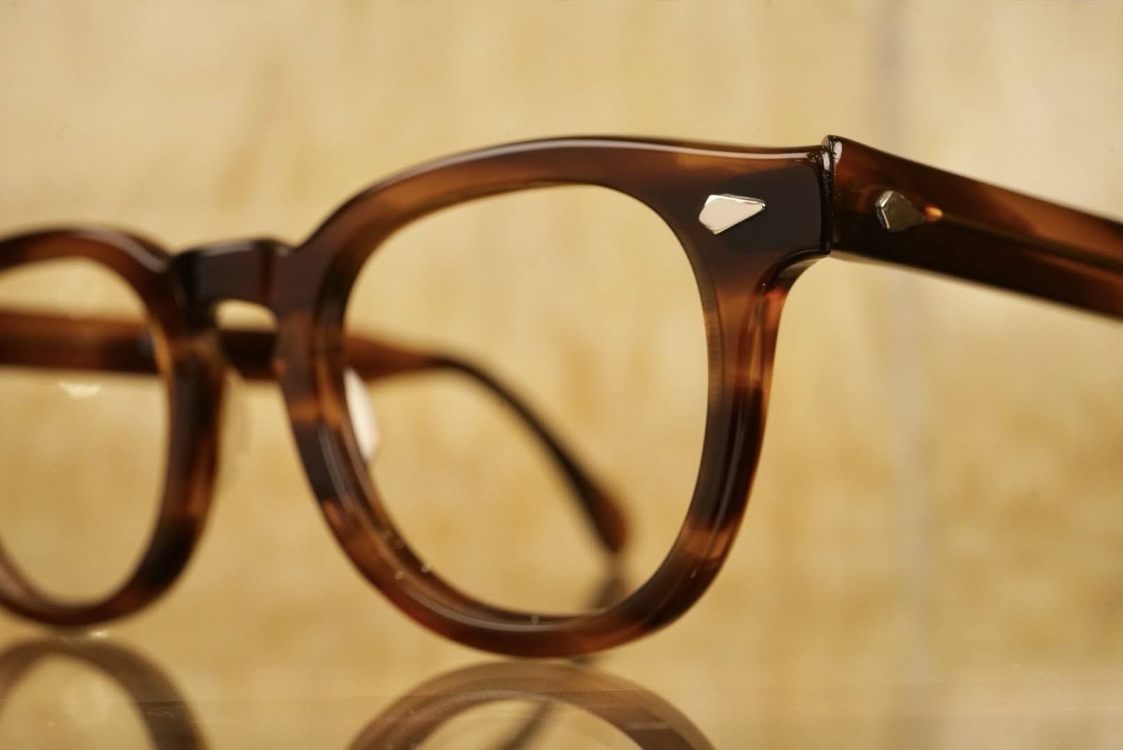 1950s Tart Optical " Arnel "