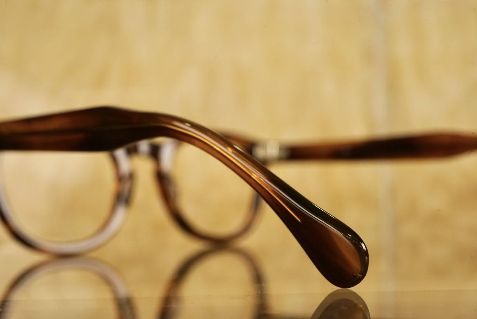 1950s Tart Optical " Arnel "