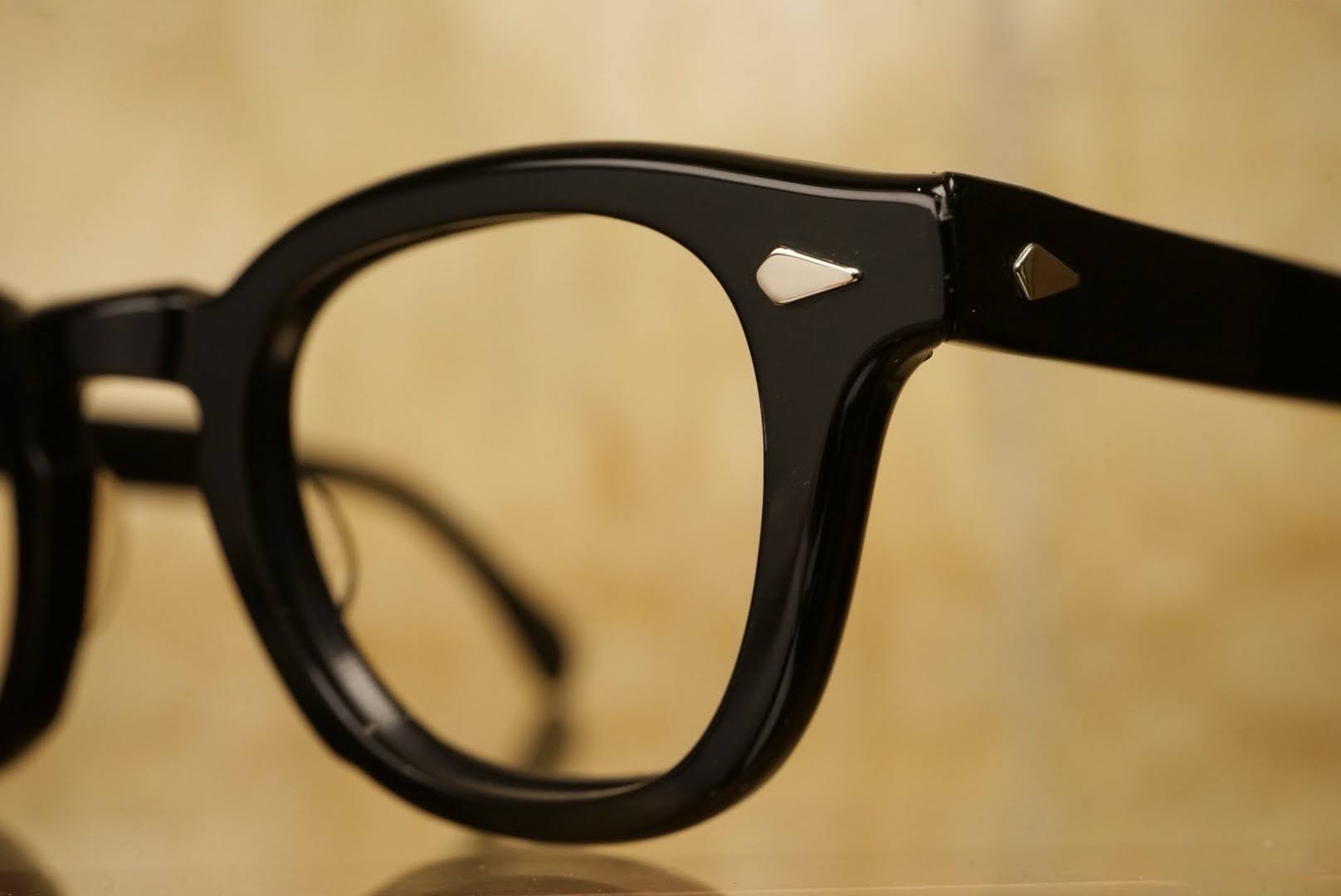 1950s Tart Optical " Arnel "