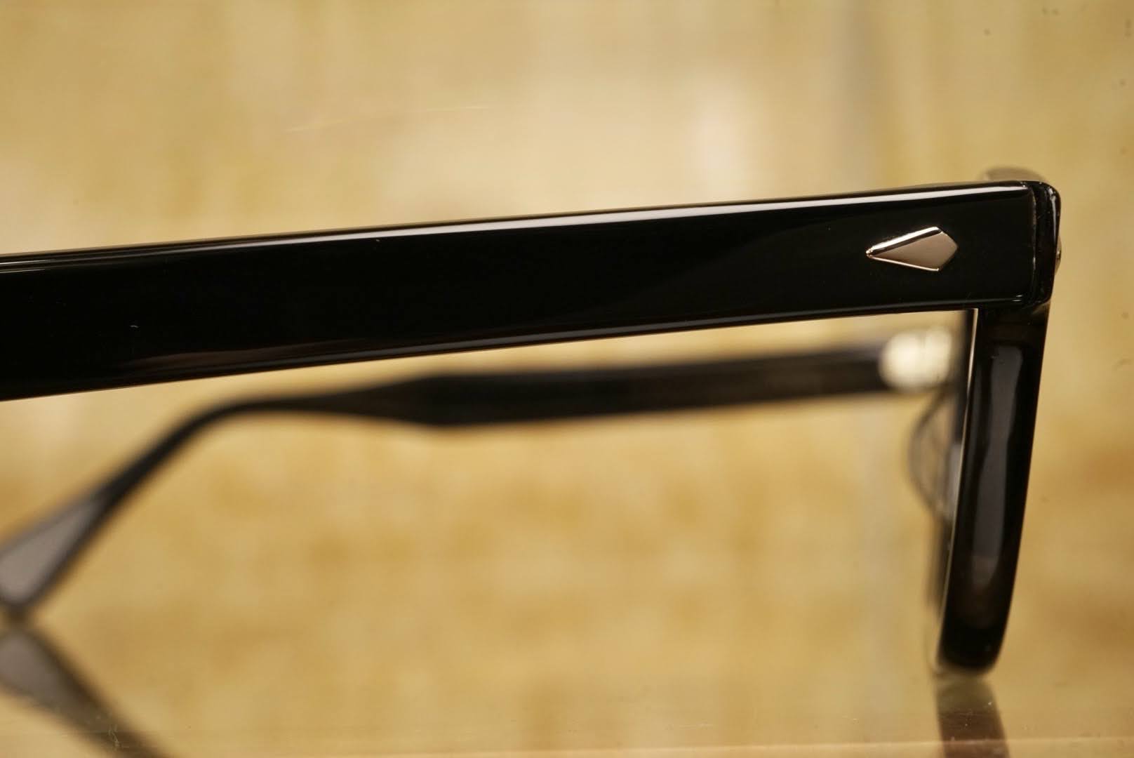 1950s Tart Optical " Arnel "