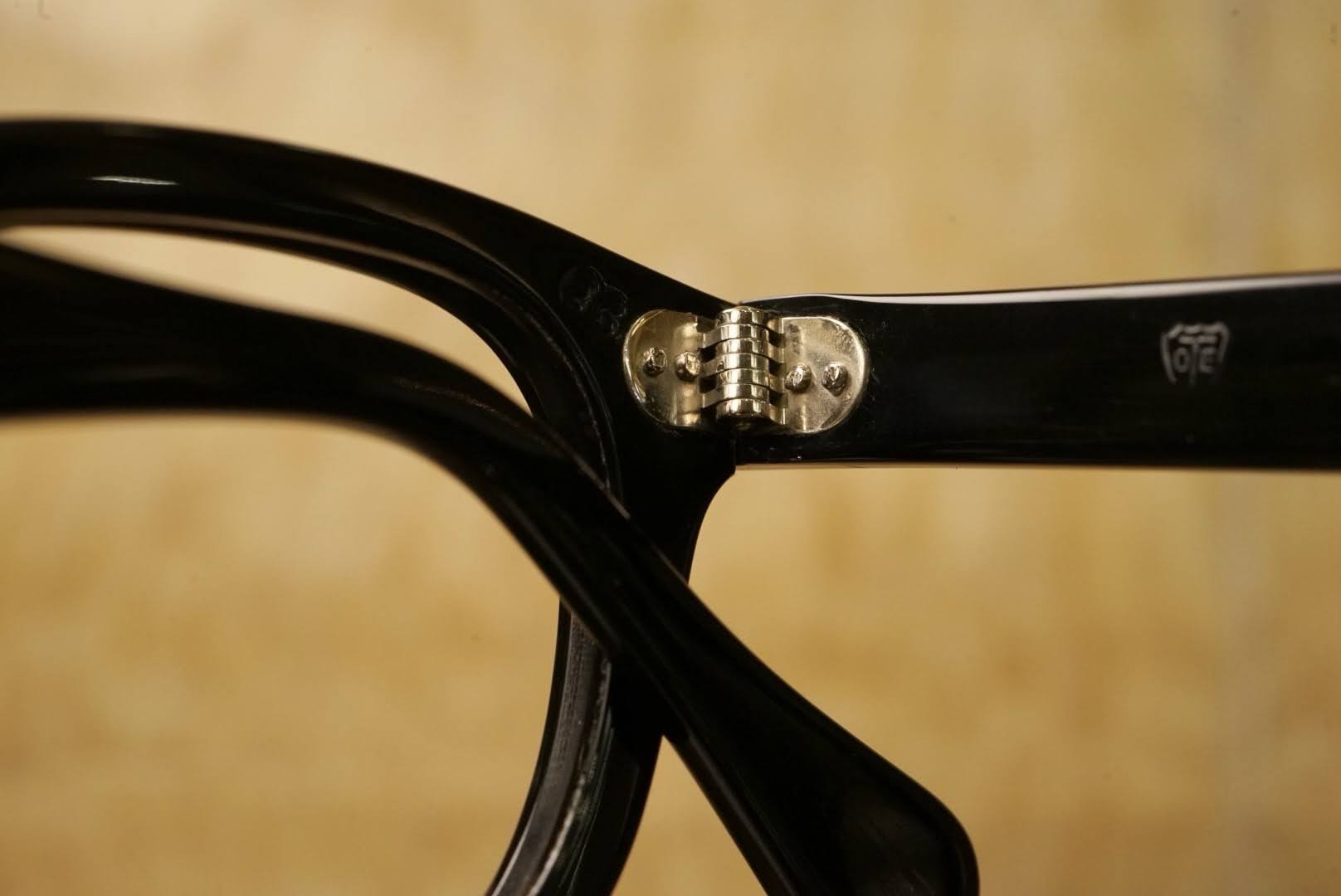 1950s Tart Optical " Arnel "